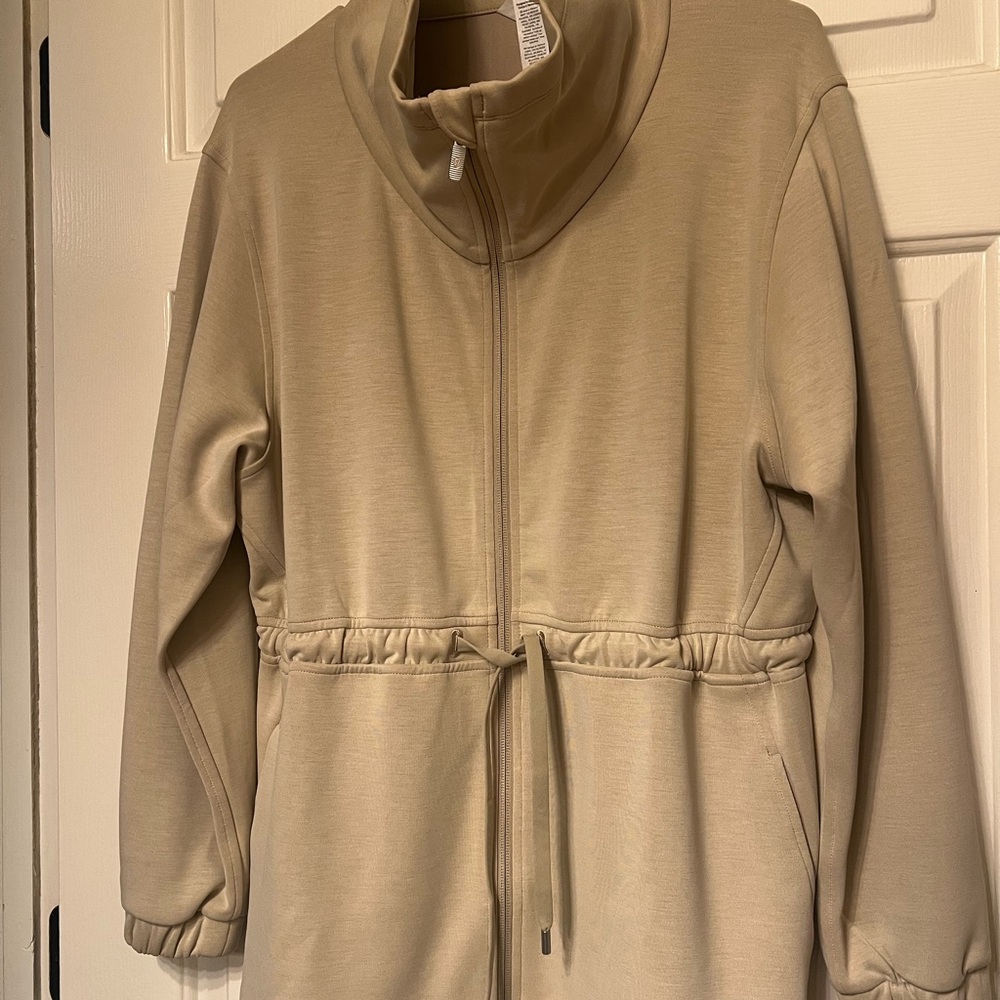 Lululemon Softstreme cinch waist Beige Utility Jacket